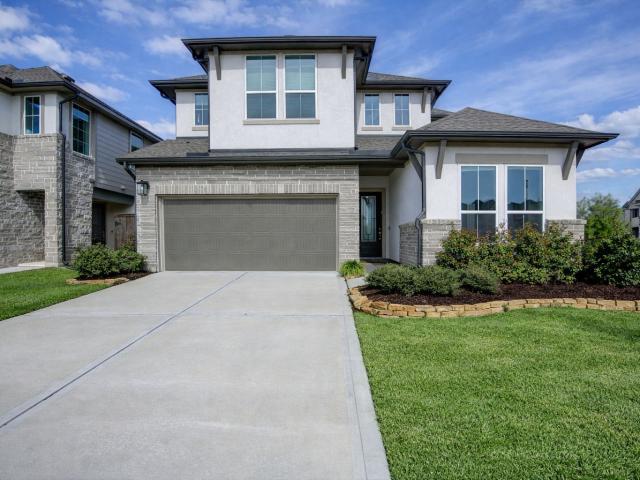 2331 Russett Forest Dr