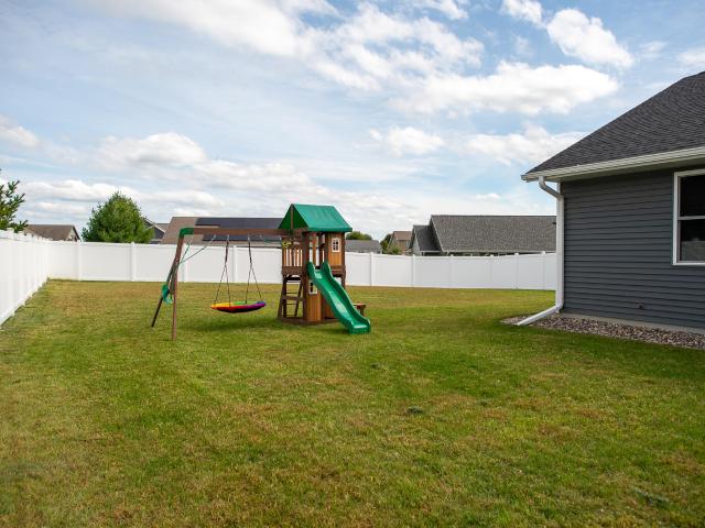 2332 Hanson W Pl