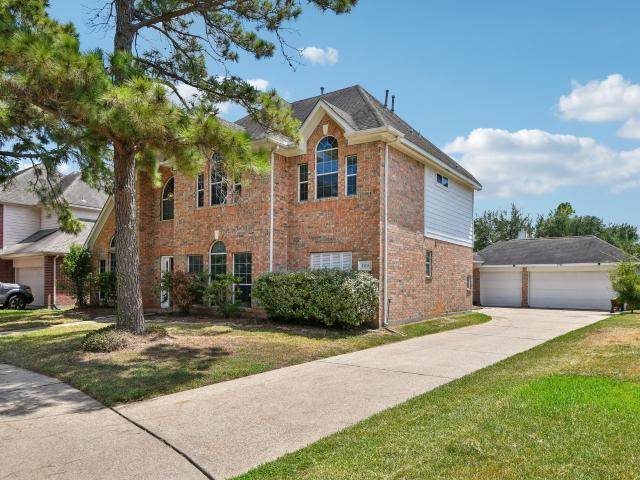 23335 Dunhill Court