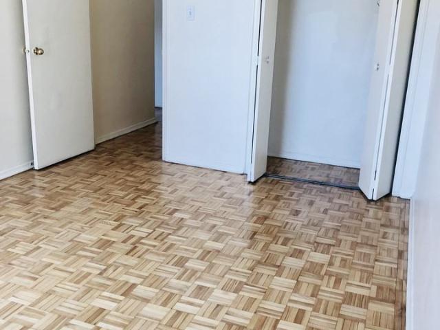 2333 2340 Park Towers Avenue 2 Bedroom Apartment for Rent at 2340 Park Towers Ave, Mississauga, ON L5A 1P9 Cooksville