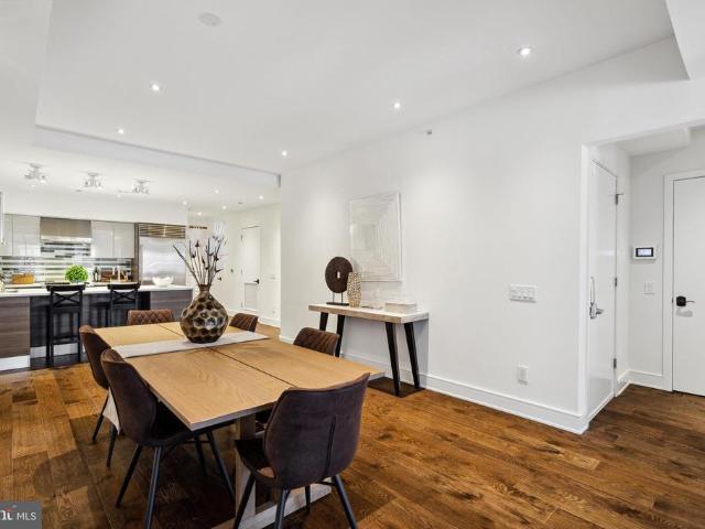 233 Chestnut Street # 4