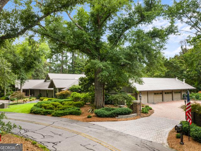233 Azalea Drive