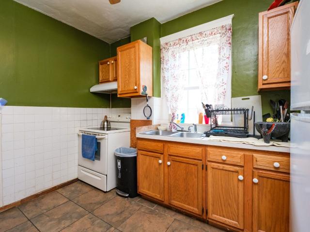 233 bayard ave n