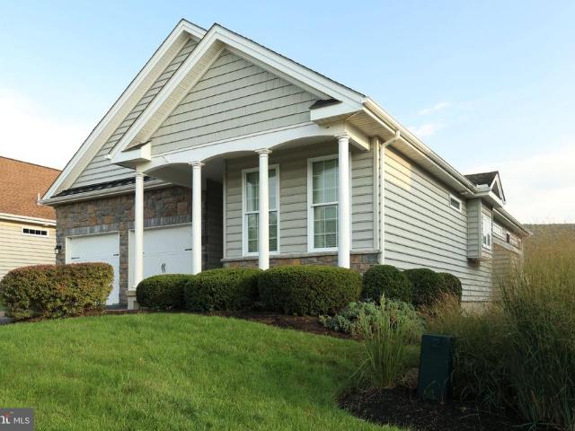 233 Beacon Circle
