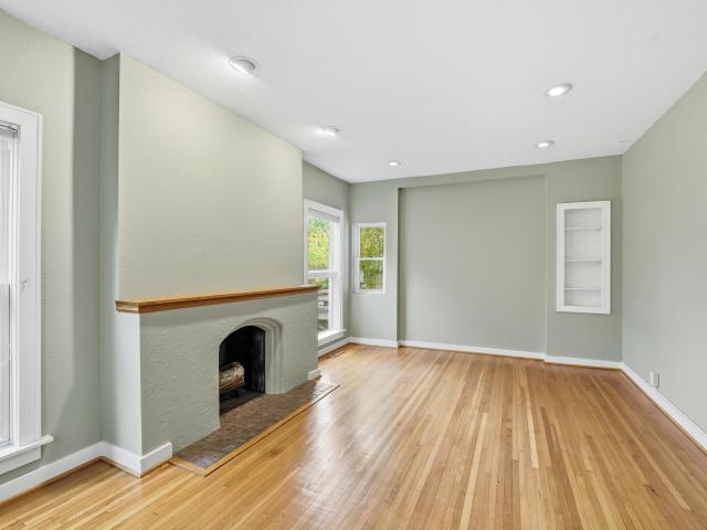 233 Groveland Avenue