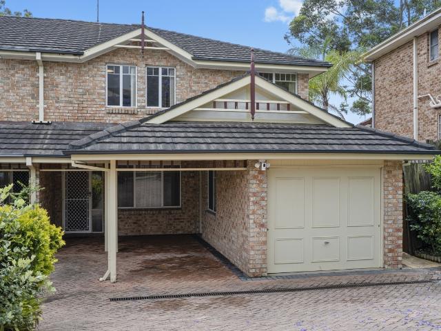 2/33 Doulton Drive, Cherrybrook, NSW 2126 DuplexSemi detached for Rent Ray White Upper North Shore
