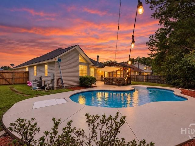 233 Longleaf Circle