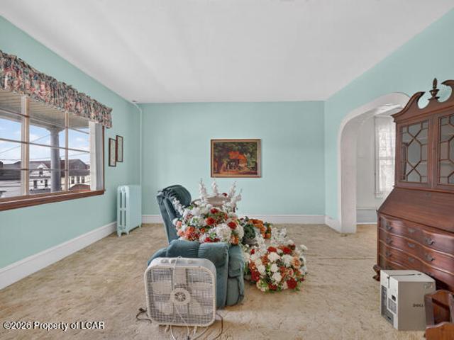 233 Lee Park Avenue