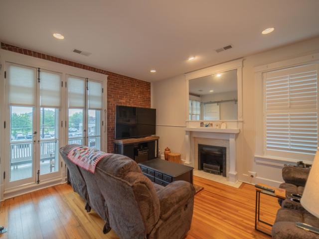 233 N 6th Street # 203