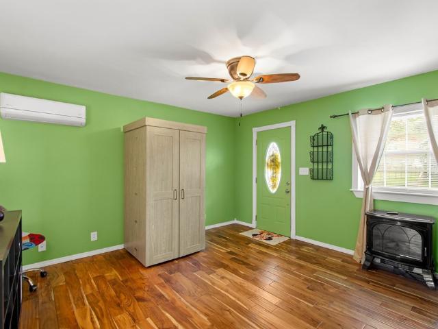 233 N 18th Avenue
