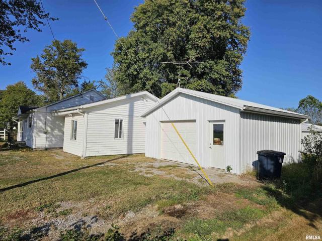 233 N US Hwy 45