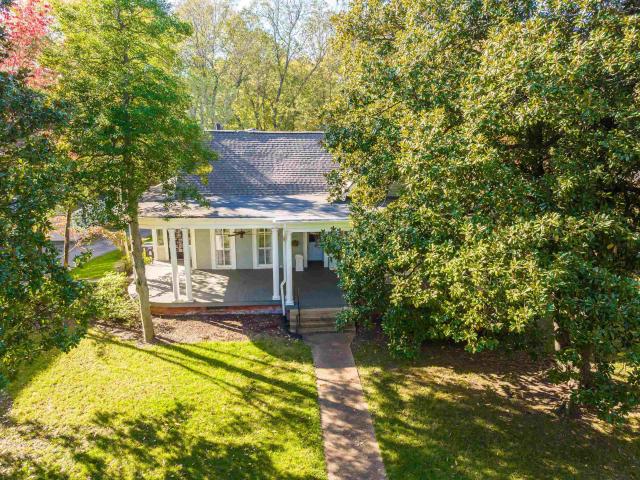 233 n grand ave