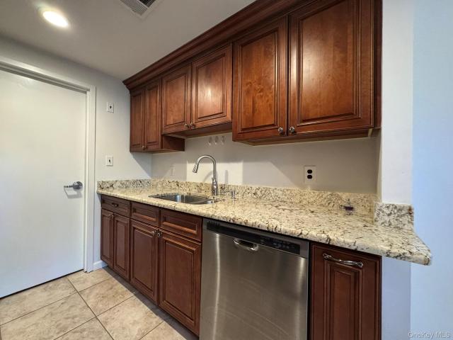 233 Sagamore Hills Drive