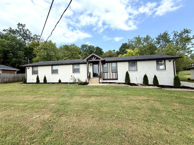 233 Riverwood Dr