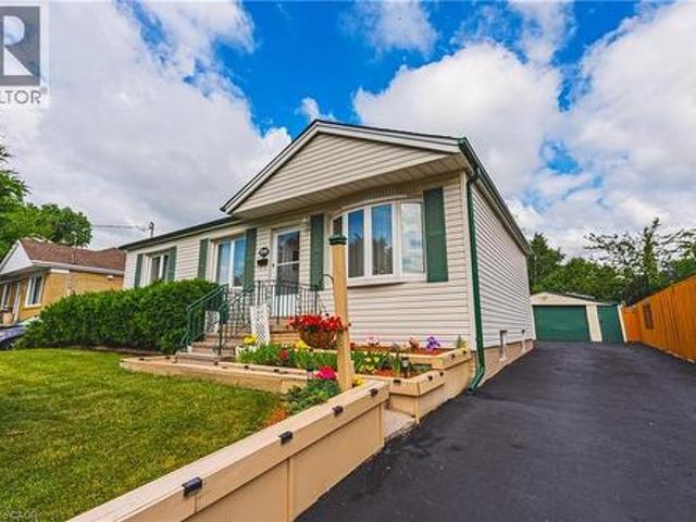 2345 Gibbon Street, Burlington, ON, L7P 1G3 house for sale | Listing ID 40847 | Royal LePage