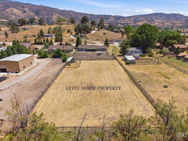 23461 Lakeview Drive