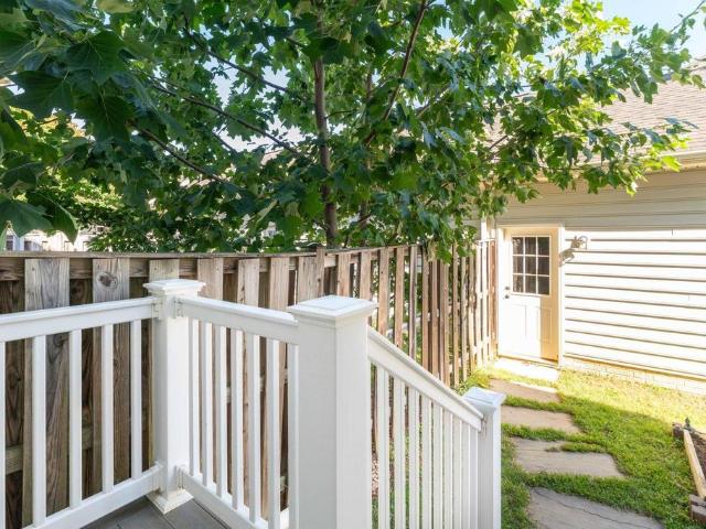 2349 Abington Dr