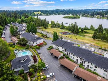 23403 Lakeview Drive # I 201