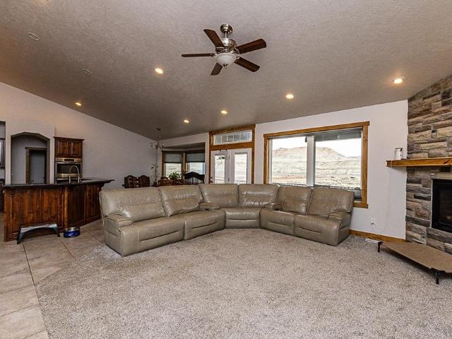 2340 Alexandra Cir, Green River, WY 82935 | MLS #20261