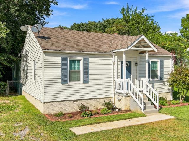 2340 Boxwood Lane