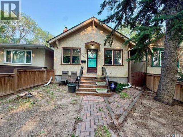 2341 Elphinstone Street, Regina, SK, S4T 3P2 house for sale | Listing ID SK043461 | Royal LePage