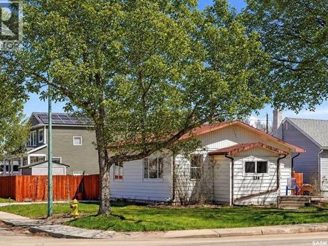 234 Broadway Avenue, Regina, SK, S4N 1B3 house for sale | Listing ID SK039111 | Royal LePage
