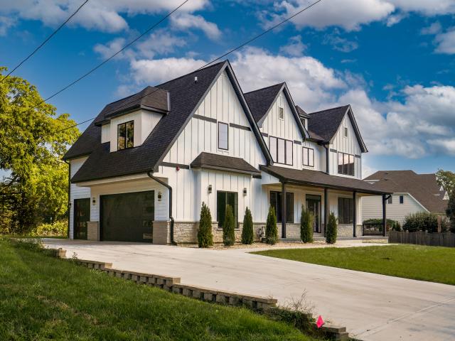 234 E 58th Place