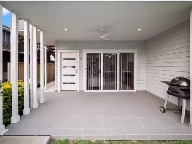 2/34 Kurraka Drive, FLETCHER Apartment for rent Listed by Ali.