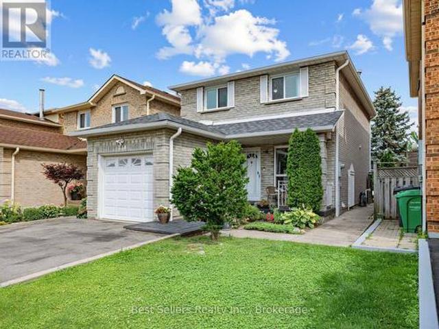 234 Lech Walesa Drive, Mississauga, ON, L5B 3H3 house for sale | Listing ID W14081 | Royal LePage