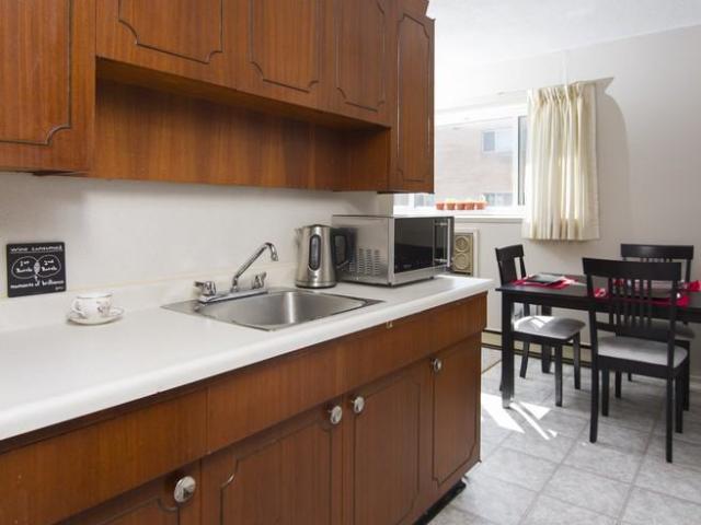 234 Moray Street 2 Bedroom Apartment for Rent at 234 Moray St, Winnipeg, MB R3J 3A3 Booth