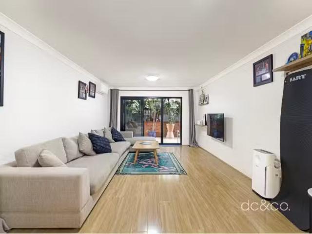 2/34 Marlborough Road, Homebush West Apartment for rent Liste.