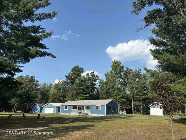 234 W Elder Dr, Harrison, MI 48625