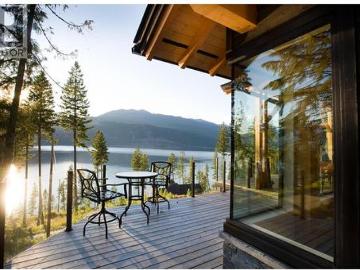234 Walkers Lane, Kootenay Bay, BC, V0B 1X0 Luxury House for sale | Listing ID 10390 | Royal LePage Carriage Trade Luxury Properties