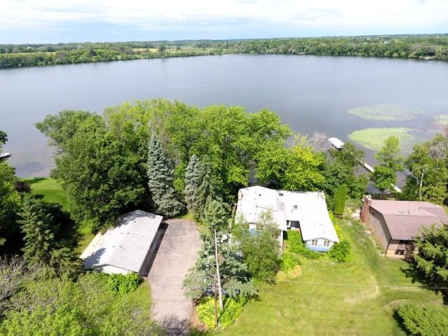 23550 Melanie Trail N