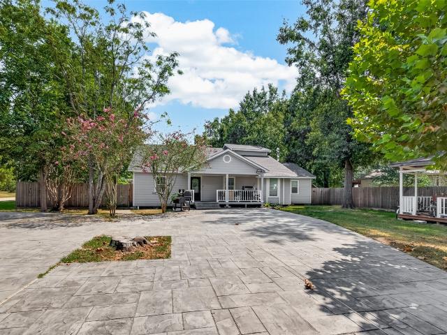 23554 Grasshopper Court
