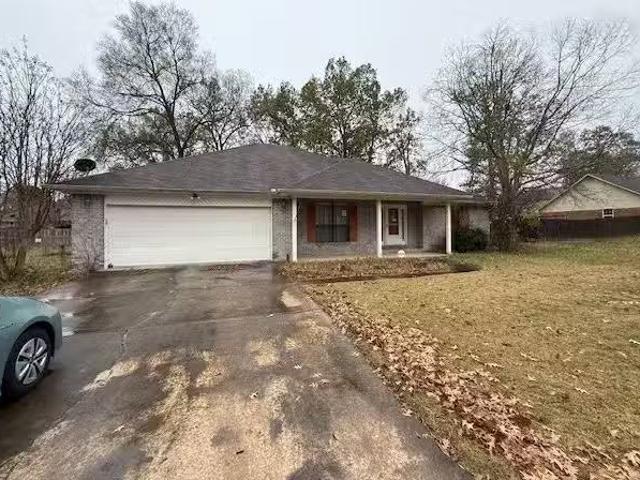 2355 W 4TH ST, RUSSELLVILLE, AR 72801