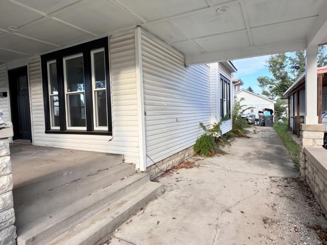 2358 N Grand Avenue