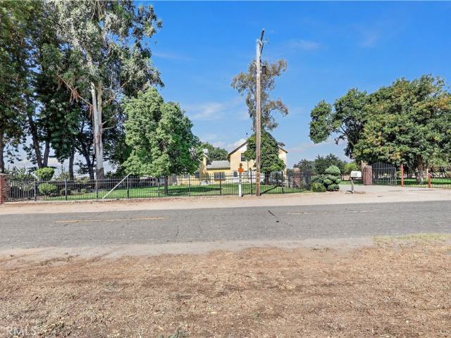 23598 Road 15 3/4