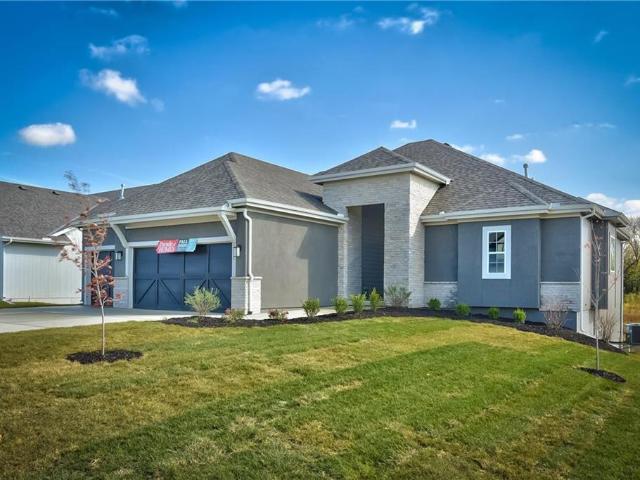 2350 W Wabash St, Olathe, KS 66061 | MLS #2614