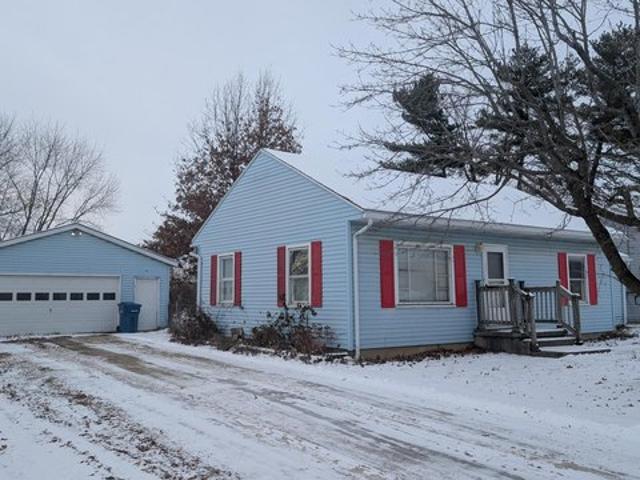 2351 Burden Dr, Lima, OH 45801