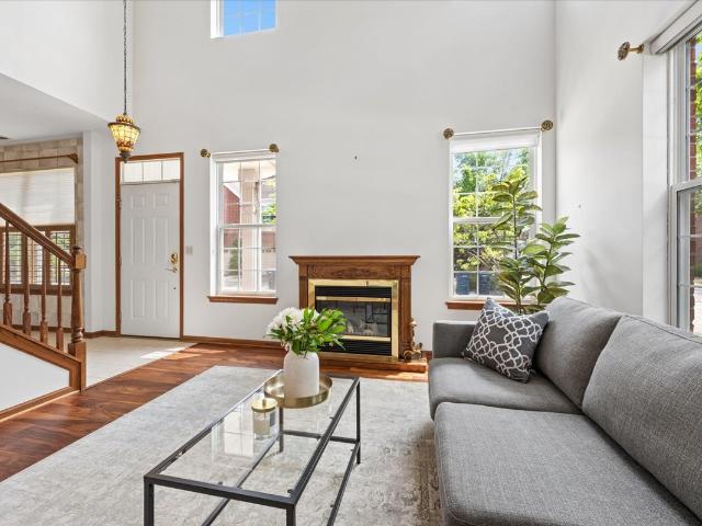 2351 Crystal Road