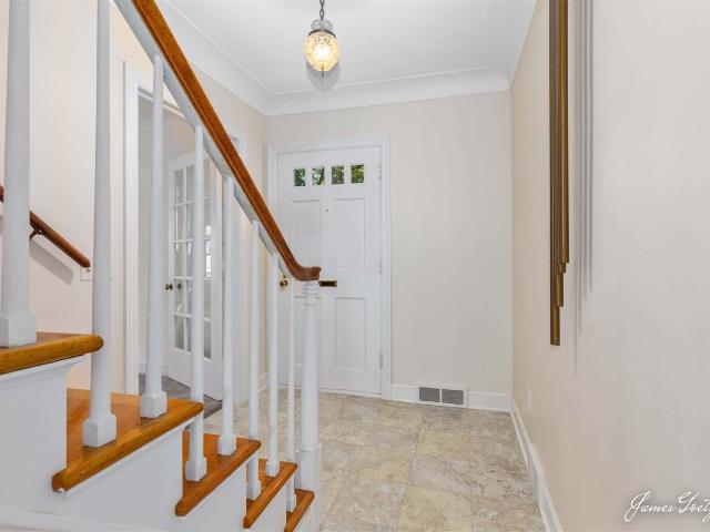 2352 Jefferson Drive
