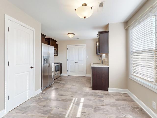 2353 Colston Dr