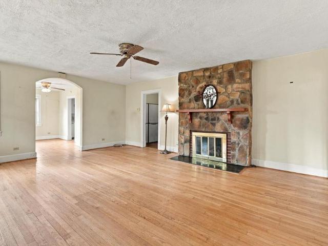 235 Colony Dr