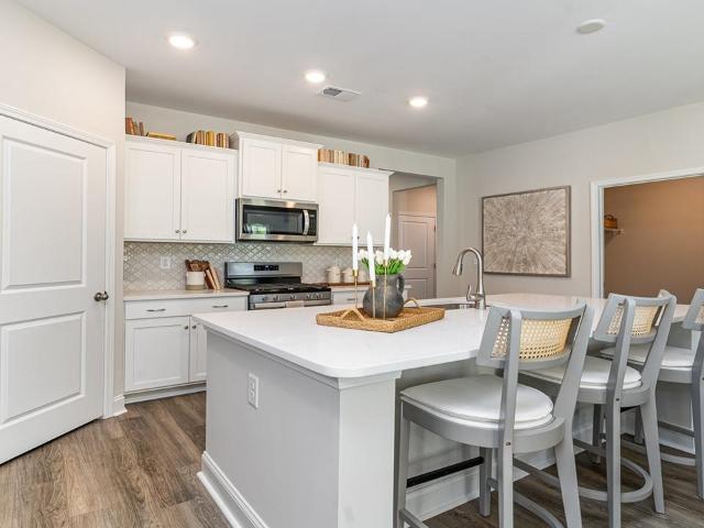 235 Bantry Ln