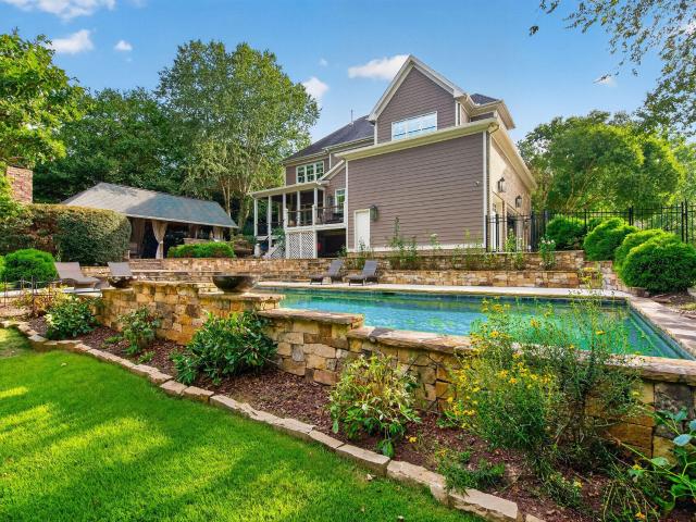235 Franconia Way