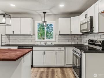 235 Holcomb Spur Road