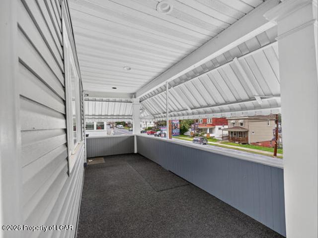 235 Lee Park Avenue