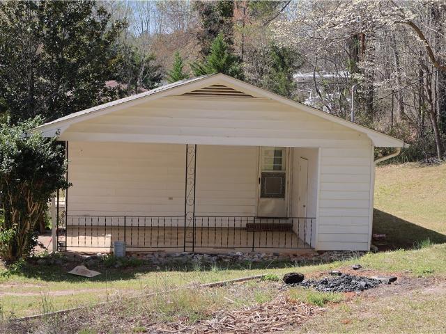 235 Meadowlark Drive