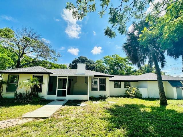 235 Milwaukee Ave, 3 beds, 2 full baths